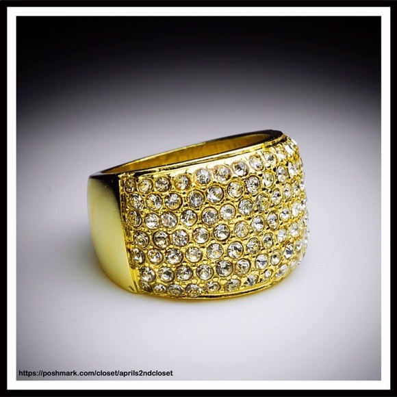 GOLD PAVE AUSTRIAN CRYSTAL STATEMENT COCKTAIL RING - Picture 2 of 8